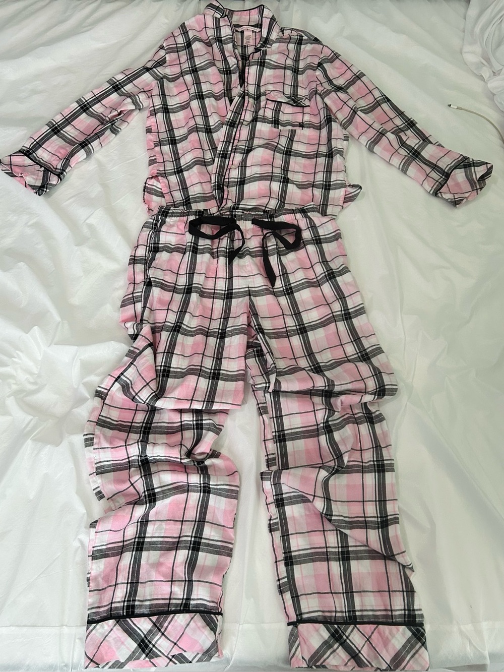 Victoria’s Secret Pink & Black Plaid Flannel Pajama Set